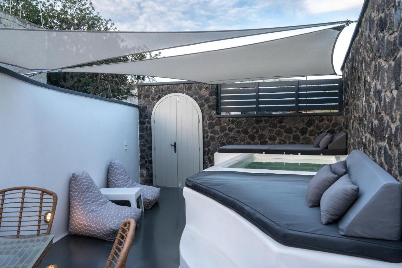 Sun Naam Home Santorini With Heated Jacuzzi Karterados  Exterior photo